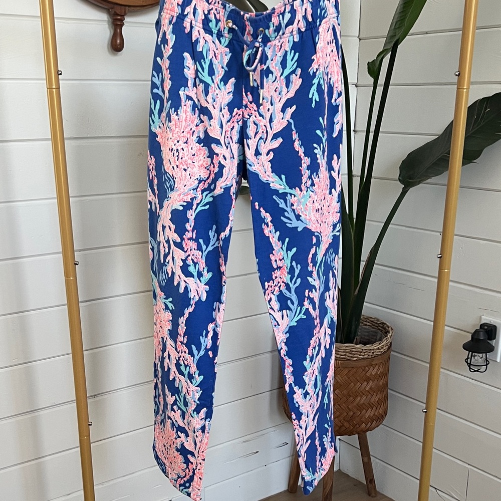 Lily Pulitzer Colorful Coral Print Pants